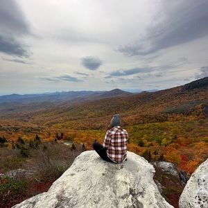 Meet your Posher, Deandra